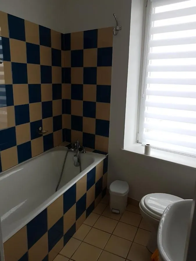 Apartment Ferienwohnung Chez Nany, Chaleureux Duplex Sur Le Port De Morgat Crozon